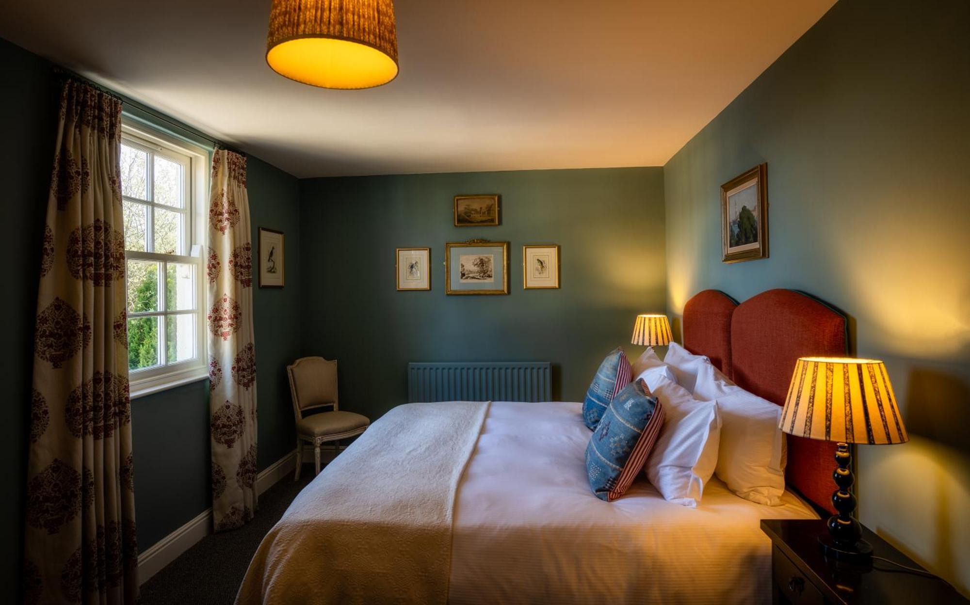George And Dragon Clifton Hotel Пенрит Екстериор снимка